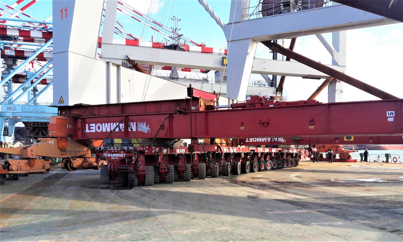 Heavy transport operation representing Phenyx Rebuild recovery mission