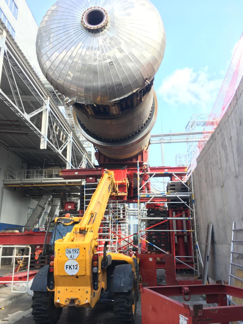 Hydraulic Jacking, Skidding and Precision Installation